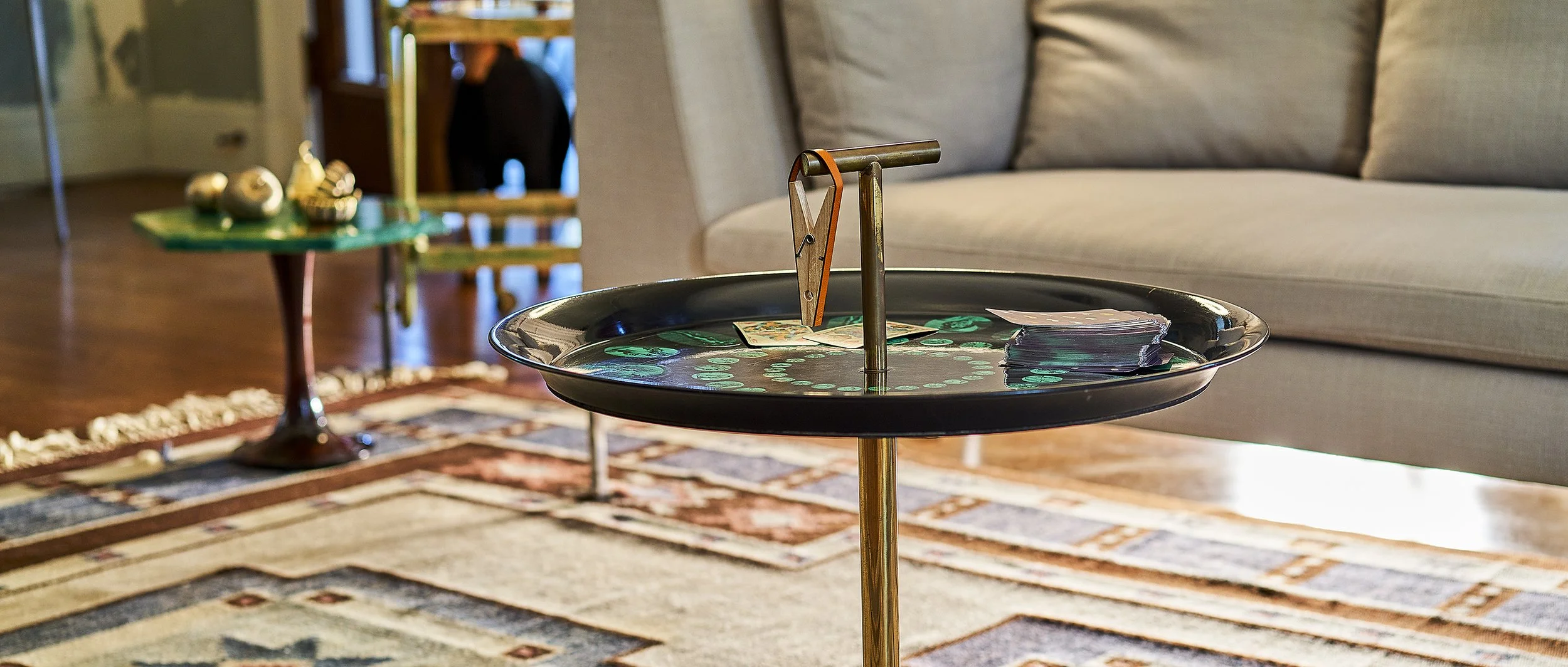 フォルナセッティ トレイ